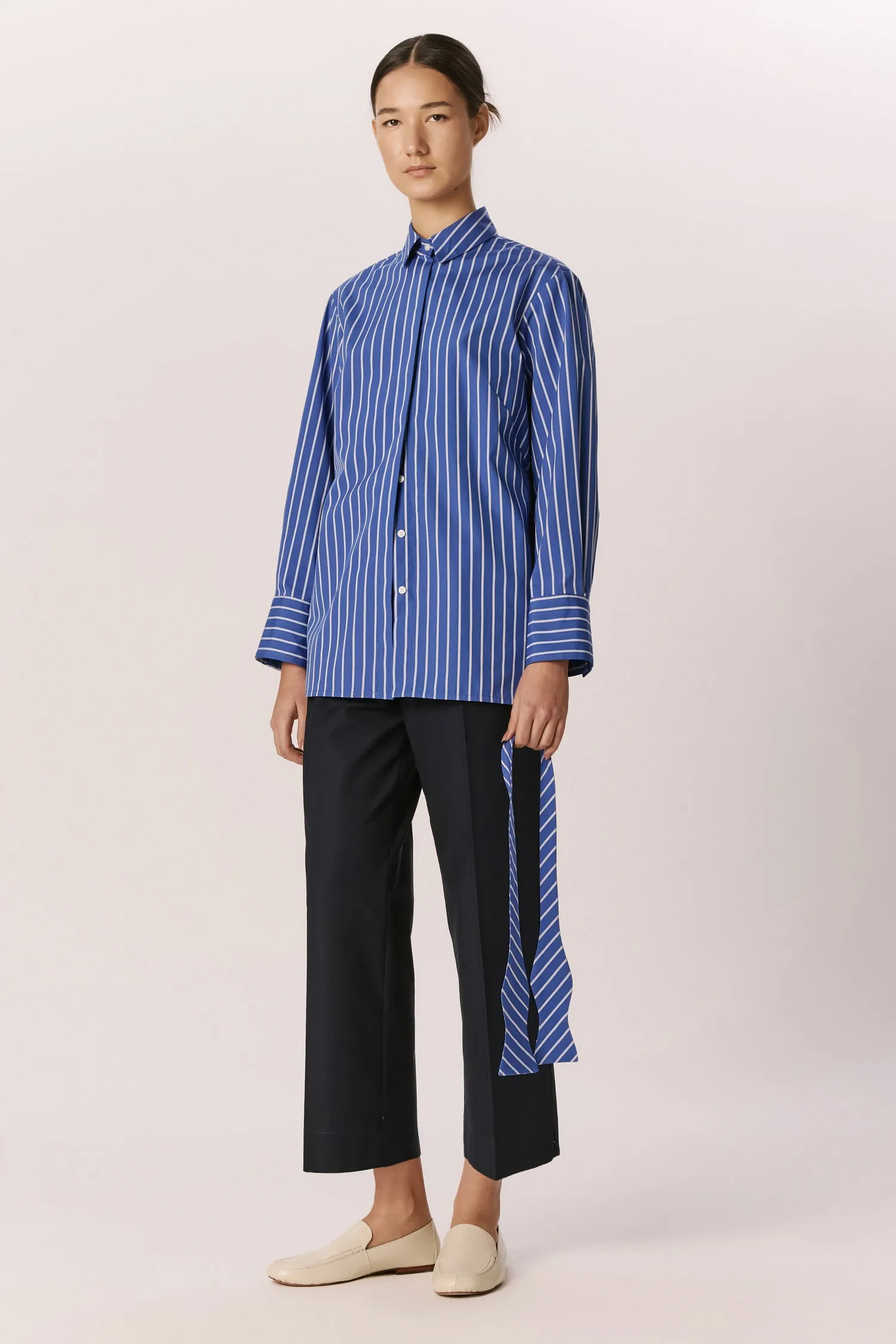 007494_CAMISA_CLASSICA_GRAVATA_LISTRAAZUL_ANDREAMARQUES -3-